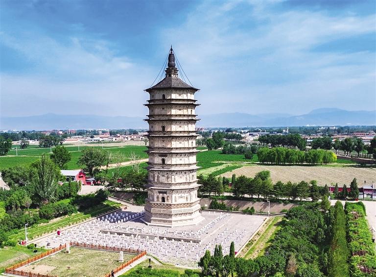 心隨景動 游在青城